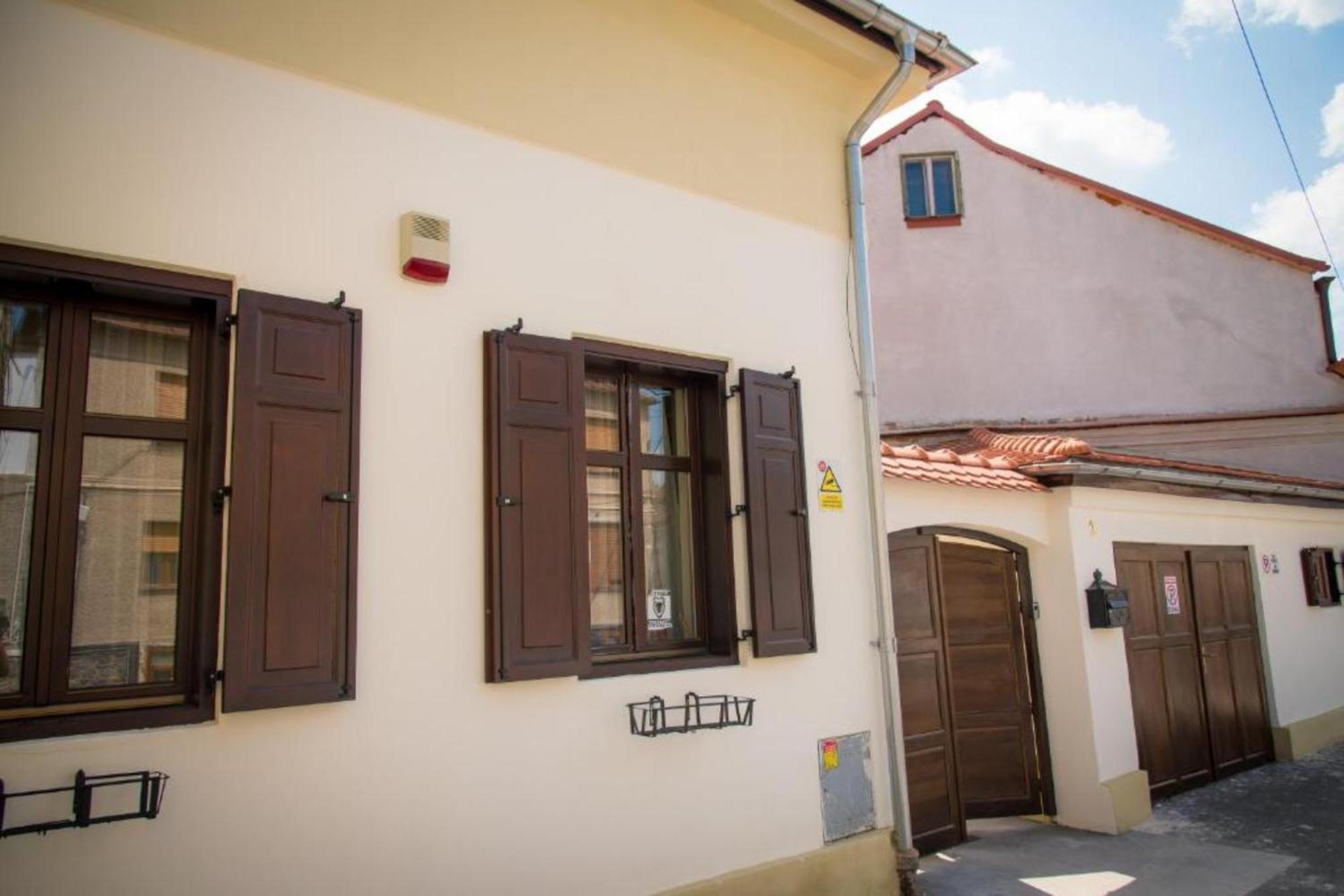 Cochet House Sibiu Aparthotel Exteriör bild